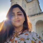 Kushboo Instagram – When you have faith in yourself,  courage becomes your shadow!! 

#FatimaChurch
#Lisbon
#portugal