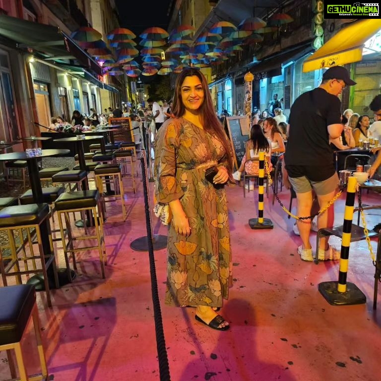 Kushboo Instagram - Colors & moods in Lisbon. #lisboa #pinkstreet #fatimachurch