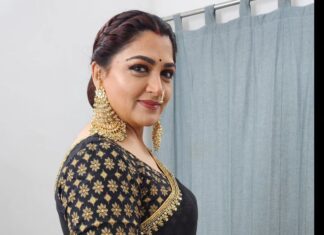 Kushboo Instagram - Without black, no other color has a depth. 🖤🖤🖤🖤🖤❤️