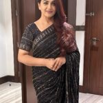 Kushboo Instagram - Fun filled 3 days in #dubai for #siima . Such a pleasure to meet mighty talents from south cinema. Thank you @brindaprasad @vishnuinduri @sridevisreedhar for looking after me so well. Love you guys!! ❤️❤️❤️❤️