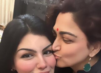 Kushboo Instagram - I always wanted daughters. God gifted me with best friends. ❤️❤️❤️❤️❤️