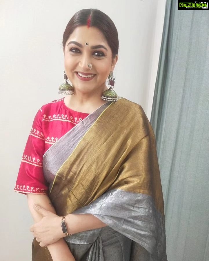 Kushboo Instagram - Desi girl!! Saree vibes!! Jhumkas!! ❤️❤️