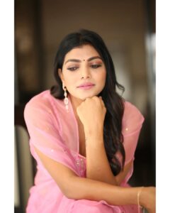 Lahari Shari Instagram - Strike a pose and soak in the beauty of life! 📸✨ Embracing all the greatness life has to offer. 💖

Stylist : @adamohyd
Attire : @ohanahyd
Photographer : @ganeshpeddireddy

#LifeIsBeautiful #FeelingBlessed #PositivityOverload #LivingMyBestLife #PosingGoals #FeelingGreat #LifeIsBeautiful #StayPositive