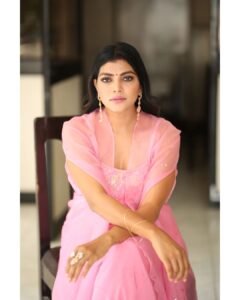 Lahari Shari Instagram - Strike a pose and soak in the beauty of life! 📸✨ Embracing all the greatness life has to offer. 💖

Stylist : @adamohyd
Attire : @ohanahyd
Photographer : @ganeshpeddireddy

#LifeIsBeautiful #FeelingBlessed #PositivityOverload #LivingMyBestLife #PosingGoals #FeelingGreat #LifeIsBeautiful #StayPositive