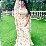 Lahari Shari Instagram - Feeling tree-mendously happy, all the good vibes 🌳✨ Posing like a boss, hands up in the air, smiling like there's no care! Living my best life, embracing the joy of the moment. 🌻😇🦚 Stylist : @adamohyd Attire : @ohanahyd #HappyVibes #PositivityOverload #LivingMyTruth #TreeHugger #SmileMore #GoodTimes #TreeLove #NatureIsMyHappyPlace #SmileOnMyFace Hyderabad