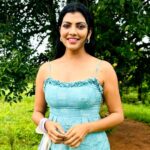 Lahari Shari Instagram - Feeling like I'm in my own little jungle paradise! 🌿 Soak up the greenery and let the happiness flow..... 😄💚 ✨ Designer and Stylist : @adamohyd #JungleVibes #NatureLove #HappyPlace # #GreeneryLife #HappinessOverload #NatureTherapy Shamshabad Ammapalli Temple