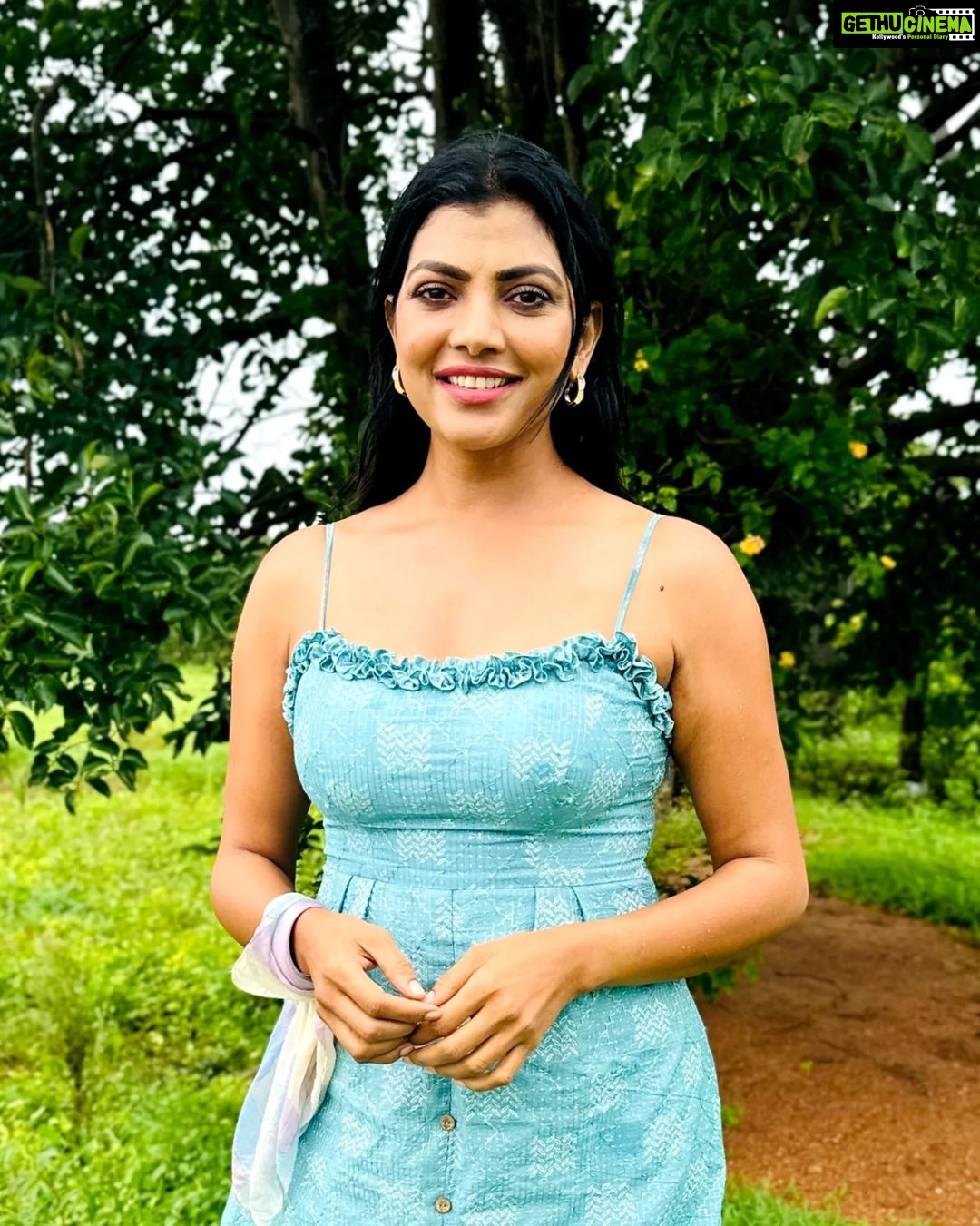 Lahari Shari Instagram - Feeling like I'm in my own little jungle paradise! πΏ Soak up the greenery and let the happiness flow..... ππ β¨ Designer and Stylist : @adamohyd #JungleVibes #NatureLove #HappyPlace # #GreeneryLife #HappinessOverload #NatureTherapy Shamshabad Ammapalli Temple