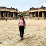 Lahari Shari Instagram - Behold, the majesty of Shree Vijaya Vitthala Temple! Standing here, in all its grandeur, fills me with an indescribable sense of awe and wonder. This is Hampi at its absolute finest, and I am overjoyed to be here to witness it in all its glory. #Hampi #ShreeVijayaVitthalaTemple #DramaticFeels #dramatic #historic Vijaya Vittala Temple
