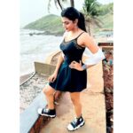 Lahari Shari Instagram - Feeling absolutely thrilled and alive at Anjuna Beach, Goa! This place is pure magic and I can't wait to explore more. Let's soak up the sun, create unforgettable memories! 😍🌊🌴 Goa you have my heart ❤️ #AnjunaBeach #Goa #TravelGoals #ExcitedVibes #Wanderlust #beachlife #travelgram