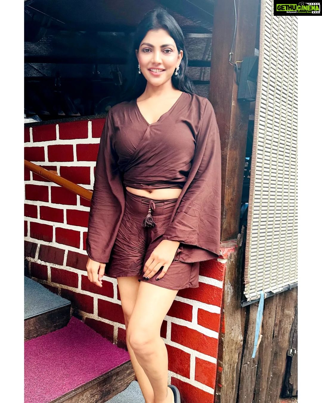 Lahari Shari Instagram - Good morning from beautiful Goa! π Standing tall, smiling wide, and feeling incredibly excited to be at the stunning Candolim Resort. Posing for the perfect shot, ready to seize the day and make unforgettable memories. Who else loves this magical place as much as I do? Let's make the most of every moment!Β π
π΄βοΈπ #GoaAdventures #CandolimResort #MorningVibes #ExcitedToBeHere #GoaVibes #MorningMood #ExcitedForTheDayAhead #GoaGetaway #ExcitedForToday Candolim Beach, Goa