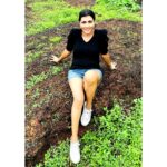 Lahari Shari Instagram - Living my best life, rockin' it in Goa! ☀️🌴 Can't get enough of this beautiful scenery and the endless adventure that awaits! 🤩 #GoaVibes #RockOn #AdventureAwaits #LivingTheDream #ExcitedAdventures #TravelGoals