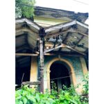 Lahari Shari Instagram - Brave souls, beware. The D'Mello House in Santimol will send shivers down your spine. Are you ready to face the haunting history of Goa's most infamous spot? 👻 The D’Mello House in Santimol is one of the most haunted places in Goa. The house, bears a deserted look and has no buyers because it is believed to be haunted. The story talks of two brothers who once lived in this house. While arguing over the ancestral property, one of them killed the other. Ever since, the house is rumoured to be cursed that no family will ever be able to come to a harmonious division of the estate. According to folklore. Noises like falling of some object, a loud cry, shrieking sounds in night can be heard in the house, The sounds are often linked to the spirit of the dead brother. #Haunted #Dramatic #ExploreGoa #DareToExplore #HauntedAdventures #SpookyGoa #Chills #Goa #DMelloHouse