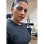 Lahari Shari Instagram - Feeling the burn 🔥 Sweated it out at the gym! 💪 Time to recharge and refuel. 🖤 #FitLife #NoPainNoGain #SweatItOut #GymTime #FitnessJourney Hyderabad