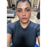 Lahari Shari Instagram - Sweating it out and feeling the burn! Nothing beats a good workout session. Pushing my limits and crushing those goals! 🖤 #FitnessJunkie #WorkoutMotivation #FitLife #NoPainNoGain #JustKeepMoving #GymLife #SweatingItOut #FitFam Hyderabad