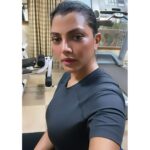 Lahari Shari Instagram - Sweat and self(ie) love! 🤳 Crushing my workout and feeling like a boss babe! #FitnessGoals #SelfieGameStrong #WorkoutMotivation #SlayingIt #GymSelfie #FitLife #FitFam #GymFlow #FitnessJunkie #WorkoutGoals Hyderabad