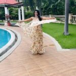 Lahari Shari Instagram - Feeling like a ray of sunshine ☀️ Walking on clouds, with a smile that can light up the whole world. Embracing every moment of pure happiness. Stylist : @adamohyd Attire : @ohanahyd #WalkingOnHappiness #SmilingFromEarToEar #PureJoy #WalkingInHappiness #LivingMyBestLife #SmileAllDay #EnjoyTheLittleThings #HappyVibesOnly #SmileWide Hyderabad