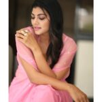 Lahari Shari Instagram - 🌟 Living my best life, feeling on cloud nine! ✨ Happiness is the key to everything, and I've found it! 💃✨ Every day is a new opportunity to smile, laugh, and spread positivity. 🌈✨ Stylist : @adamohyd Attire : @ohanahyd Photographer : @ganeshpeddireddy #HappinessIsContagious #LivingMyBestLife #FeelingBlessed #SmileMoreWorryLess #PositiviteVibesOnly #GraetfulHeart #PureBliss #HappyVibesOnly #LifeIsGood #BlessedBeyondMeasure Hyderabad