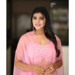 Lahari Shari Instagram - 🌟 Living my best life, feeling on cloud nine! ✨ Happiness is the key to everything, and I've found it! 💃✨ Every day is a new opportunity to smile, laugh, and spread positivity. 🌈✨ Stylist : @adamohyd Attire : @ohanahyd Photographer : @ganeshpeddireddy #HappinessIsContagious #LivingMyBestLife #FeelingBlessed #SmileMoreWorryLess #PositiviteVibesOnly #GraetfulHeart #PureBliss #HappyVibesOnly #LifeIsGood #BlessedBeyondMeasure Hyderabad