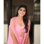 Lahari Shari Instagram - Standing tall, Embracing the awesomeness of life! Soaking up the happy vibes and feeling happy for the moments like this. 📸✨ Stylist : @adamohyd Attire : @ohanahyd Photographer : @ganeshpeddireddy #Posing #StandingTall #Smiling #HappyLife #PosingPerfection #SmileAndShine #GoodVibesOnly #LifeIsAwesome #HappinessOverload Hyderabad