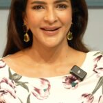 Lakshmi Manchu Instagram - What a brilliant display of grit and passion! A small contribution towards Anoushka Mishra’s education at the globally eminent Juilliard is a huge contribution towards the progress of the Indian Arts industry and the representation of India on a global scale. Rooting for you, Anoushka! Tagging my two favourite hero’s and request them to support this brilliant child @shilpareddy.official @sushmitakonidela Your small contribution will make a BIG difference. 🔗Adding the link in my stories and bio where you can pitch in! Let’s do it and help our child out. #HelpAnoushkaAttendJuilliard