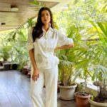 Lakshmi Manchu Instagram - Woke up super happy and smiling☺️