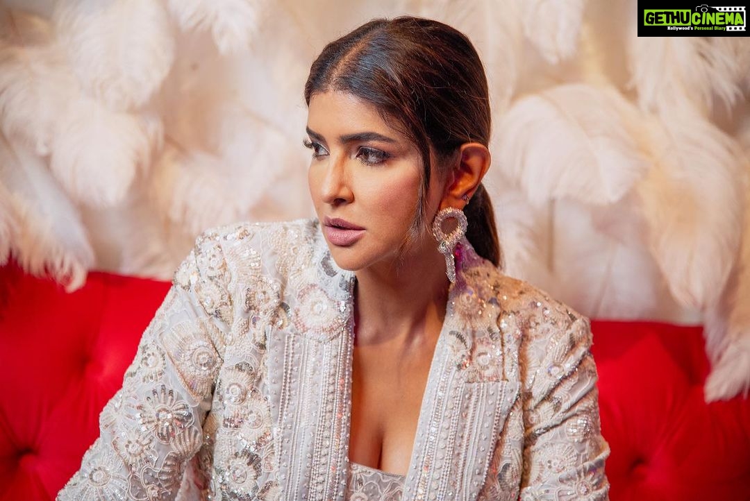 Lakshmi Manchu Instagram - "An unforgettable evening at #SIBAAwards2023! π Honored to represent Teach For Change and showcase our impactful work. Huge thanks to Brinda and Vishnu Induri for their unwavering support. πͺ Together, we're changing the world one child at a time, ensuring equal opportunities for all in government schools. πβ¨ Thanks to our generous donors for their contributions. π Rocked this power suit with a touch of girly! ππ When determination fuels your dreams, there's no limit to what you can achieve. ππ« We will be the change at Teach For Change! πͺπ #EducationForAll #MakingADifference"