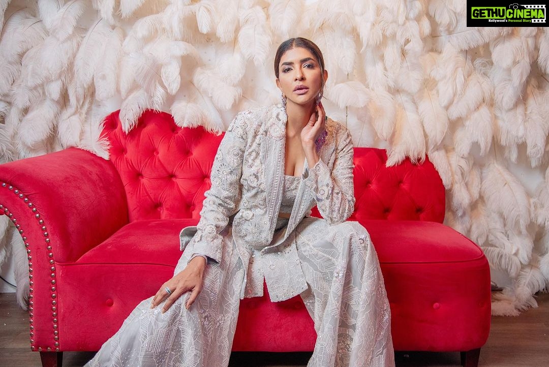 Lakshmi Manchu Instagram - "An unforgettable evening at #SIBAAwards2023! π Honored to represent Teach For Change and showcase our impactful work. Huge thanks to Brinda and Vishnu Induri for their unwavering support. πͺ Together, we're changing the world one child at a time, ensuring equal opportunities for all in government schools. πβ¨ Thanks to our generous donors for their contributions. π Rocked this power suit with a touch of girly! ππ When determination fuels your dreams, there's no limit to what you can achieve. ππ« We will be the change at Teach For Change! πͺπ #EducationForAll #MakingADifference"