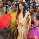 Lakshmy Ramakrishnan Instagram – Congratulations everyone on landing on the moon #Chandrayaan🙏

It is always a pleasure to interact with students, every moment spent is worthwhile , children brightened up my Day, today ❤️
