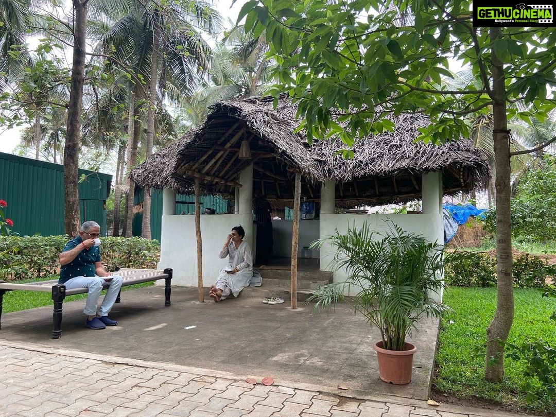Lakshmy Ramakrishnan Instagram - Visited an #ActiveSeniorLiving community . Shudn’t it be a beautiful stage in everyone’s life, after all the running around, taking time for ourselves when we are still healthy? To let go and relax is a tough task but accepting the fact of aging is the trick❤️ #AgingGracefully