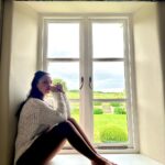 Lara Dutta Instagram - This past year has been full of playing intense, complex, mentally taxing characters for me on screeen………………. I’ve loved delving into the darker side of my psyche, but am also ready for a short stint of light heartedness!! Radar is up for some good, wholesome laughs and comedy!!! #BringitOn