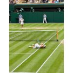 Lara Dutta Instagram - One lucky girl!!!! 🥇 🏆 #daddysgirl #mydaddystrongest @mbhupathi #Wimbledon #WomensFinal #vondrousova #Lefthanded #CentreCourt
