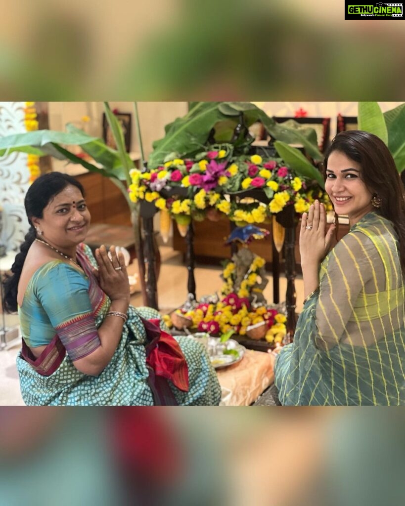 Lavanya Tripathi Instagram - Happy Vinayaka chavithi! Wishing you all great health & prosperity. ♥️ Missing you @niharikakonidela 😘😘😘