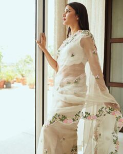 Lavanya Tripathi Instagram - I call white the most powerful non-color; it's clean, optimistic, powerful 🤍 
.
.
Wearing @archanaraolabel @a.r.c.h.a.n.a 

📸 @ishan.n.giri 
@enhancingmoments