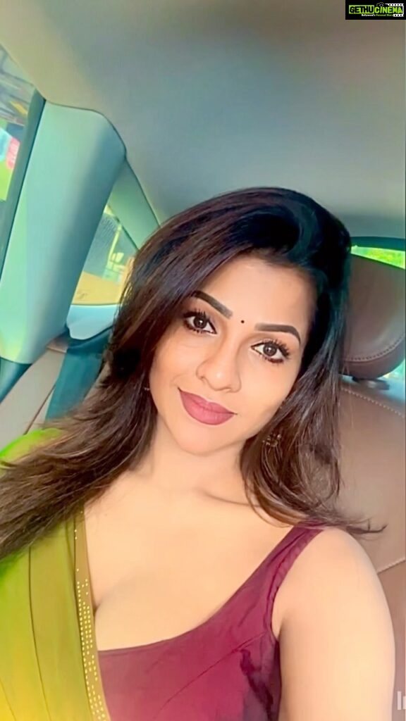 Leesha Instagram - ❤️❤️❤️ sunday vibes🤗 #reelsindia #tamil #actress #saree #leesha #viralvideos #trending #tamilactress #fyp #instadaily #happyface #kind #peace #love