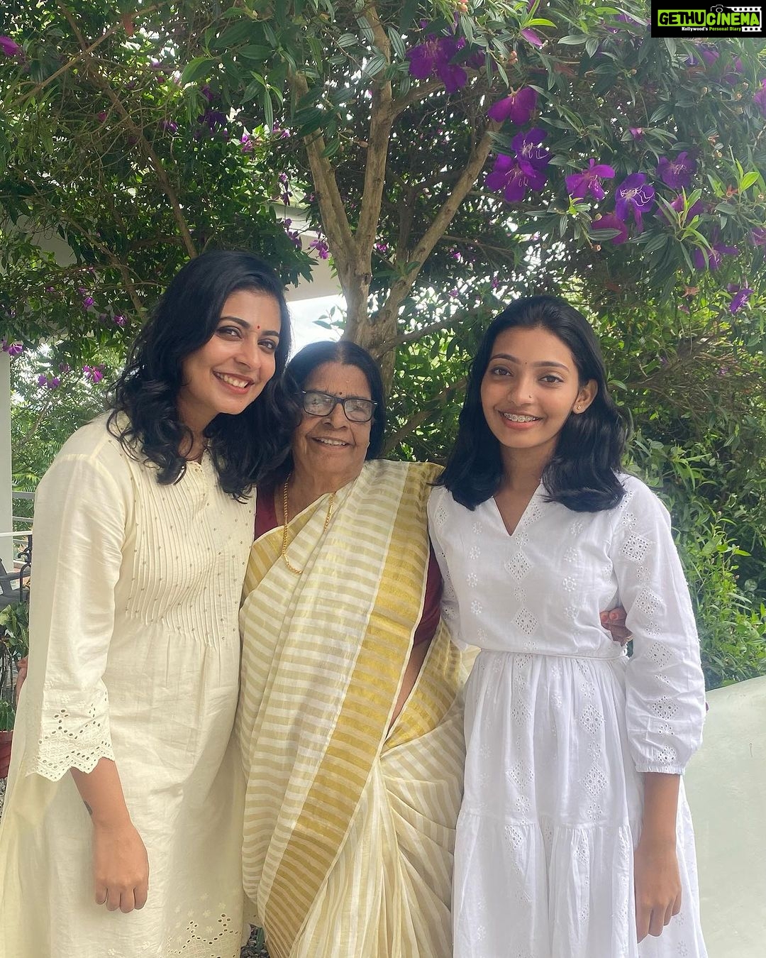 Leona Lishoy Instagram - My Onam :) Vagamon