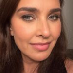 Lisa Ray Instagram - Thanks @makeupbymaitreyi for lovely makeup last night. This is also proof that you never stop growing - I mean look at my nose 😅