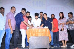 M. Sasikumar Instagram - #subramaniyapuram #fdfs #kamalatheatre #clebration 
Thanks to all 😍
In theatres from today 
#15yearsOfSbramaniyapura