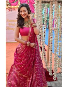 Madalsa Sharma Instagram - Become The Joy The Joy Needs💕

#quoteoftheday #thoughtoftheday #madalsasharma #kavya #picoftheday #postoftheday #instadaily #instapic #instagood #instamood #mood #love #actorslife