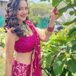 Madalsa Sharma Instagram - Dil ki baat….🗣️😂 #reels #reelsinstagram #madalsasharma #kavya #videooftheday #instadaily #instavideo #instagood #instamood #mood #trending #trendingreels #reelitfeelit #reelkarofeelkaro #reeloftheday #reelit #love #actorslife