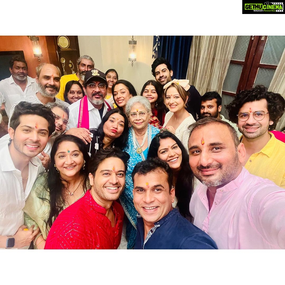 Madalsa Sharma Instagram - Today is a very special day as “Anupama” reaches the 1000 episode milestone. Words can’t express how grateful and happy I am to be a part of this show. All my gratitude goes to the captain of our ship @rajan.shahi.543 sir and @deepa.shahi.1428 aunty ji. This wouldn’t have been possible without your love, guidance and support. Once again I feel immensely blessed to be a part of this show and today’s historic milestone which we all have achieved together. ❤️❤️❤️❤️ Thu Thu Thu 😇😇 @directorskutproduction #1000episodes #anupamaa #shahiproductionspvtltd #teamanupama #rajanshahi #deepashahi