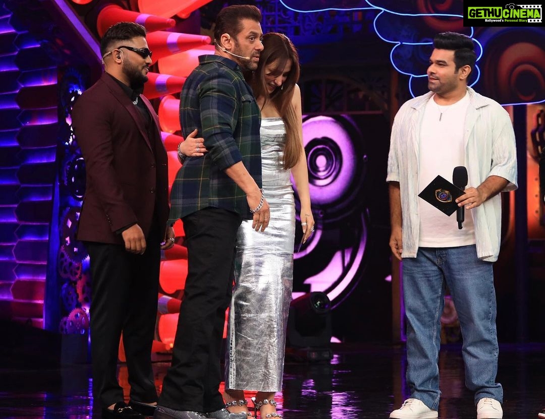 Mahira Sharma Instagram - stay tuned! #BBOTT2 #Bajao