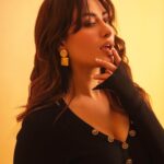 Mahira Sharma Instagram – eyes talk ….👀