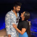 Malavika Krishnadas Instagram - 🙂🫶🏻✨ . . #family #dubai🇦🇪 #yacht #dubaimarina #bluewatersdubai #aindubai #uae #vacay . @thejusjyothi 🫶🏻 Dubai, United Arab Emirates