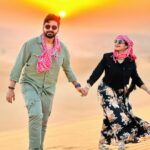 Malavika Krishnadas Instagram – With my Habibti🤓❤️
.
PC: @venture.trip 
.
#desertsafari #dunes #sunset #dubai #habibi Desert Safari,Arabian Desert,Dubai