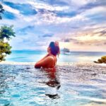Malti Chahar Instagram - Feeling like a painting 🌸 #sunrise #infinity #pool #nature #love #view