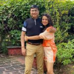 Manasi Parekh Instagram - To the light of our lives, my ever energetic, positive, giving, caring Daddy who sends what’s app messages about all my work and achievements to every contact on his phone number not once but twice 😂😂 Thank you for giving me the freedom to fly always @parekh9145 ♥️♥️♥️ #happyfathersday