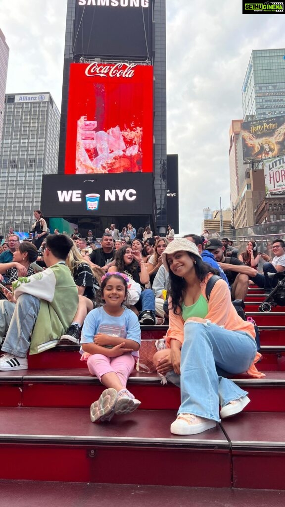 Manasi Parekh Instagram - Billboard in NYC!!! Still can’t believe this happened 🥳🥳 We took over Times Square today.. @gohilnirvi am so happy we shared this together ♥️♥️♥️ #bucketlist #Newyork #memoriesofalifetime Times Square, New York City