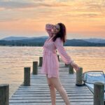 Manjari Fadnnis Instagram – I know! So Totally filmy!😅 How could I not get one with a filmy pose at this Jaadui location, that too at the Jaadui Hour!😋😍

#magichour #pier #filmy #bollywood #bollywoodstyle #travel #gorgeous #lake #britain #unitedkingdom #cumbria #barbiedoll #indianbarbieinuk #barbiefeet Low Wood Bay Resort & Spa
