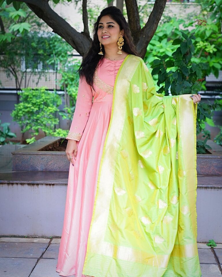 Actress Manjula Paritala HD Photos and Wallpapers August 2023 - Gethu ...