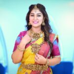 Manjula Paritala Instagram – #kalamkaridigitalprintsaree with scalloped border with blouse @qalamkariwarehouse

#ethnicwear #sareefashionista #indowestern #celebrity